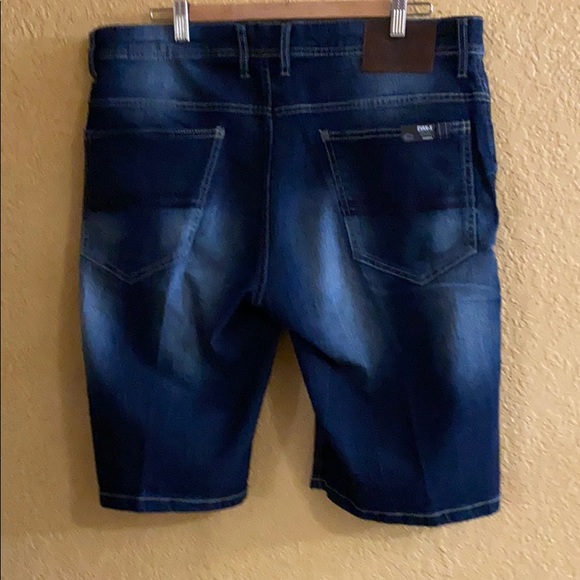 Evan-X Shorts - Picture 3 of 3